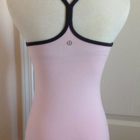 Lululemon Power Y tank - Picture 4 of 4